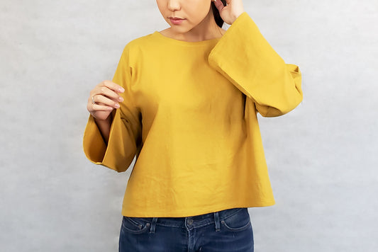 AKI Boxy long sleeve top