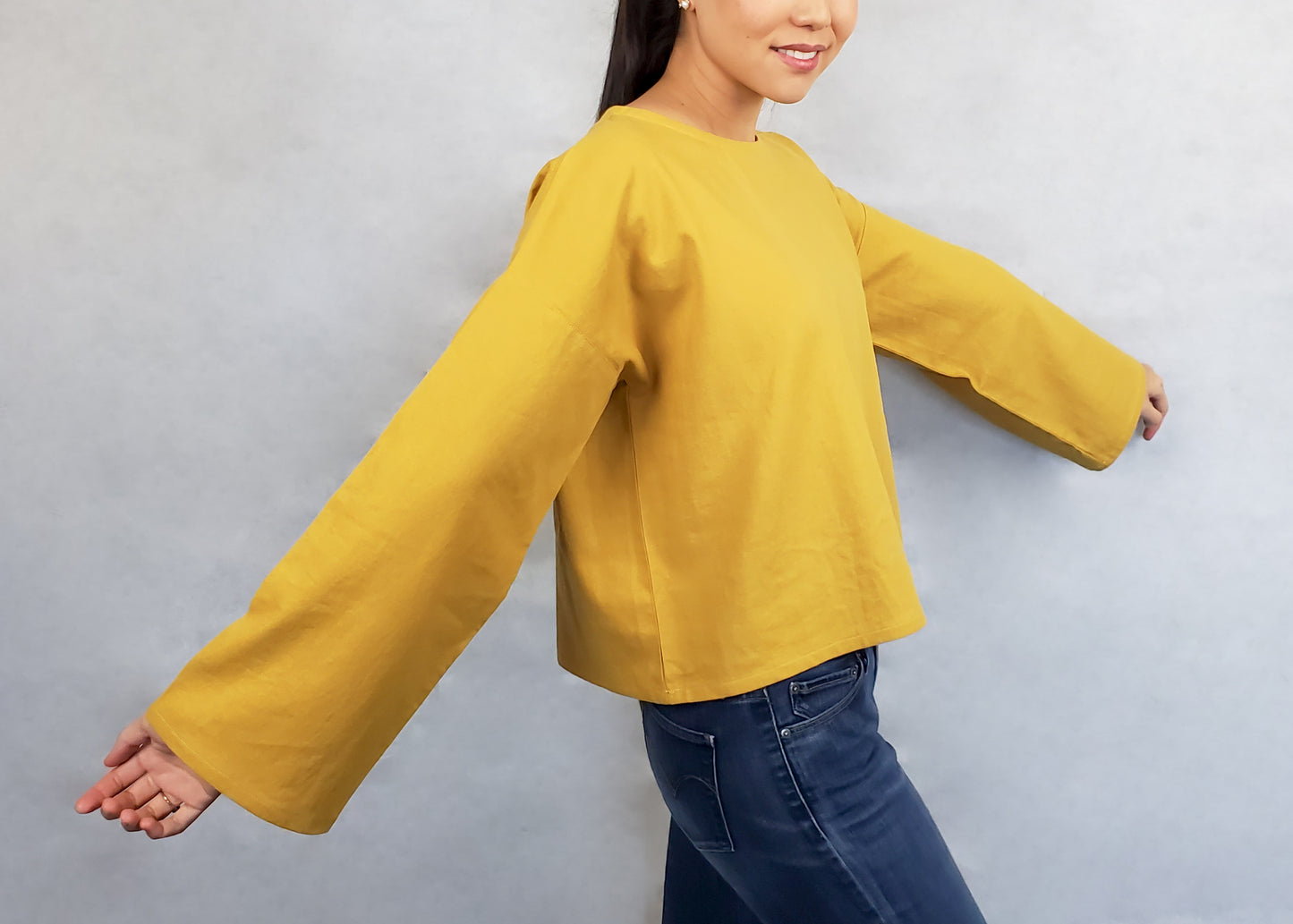 AKI Boxy long sleeve top
