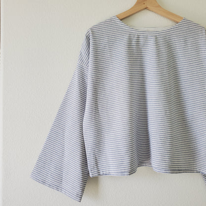 AKI Boxy long sleeve top Blue Stripes Thin - Size Small