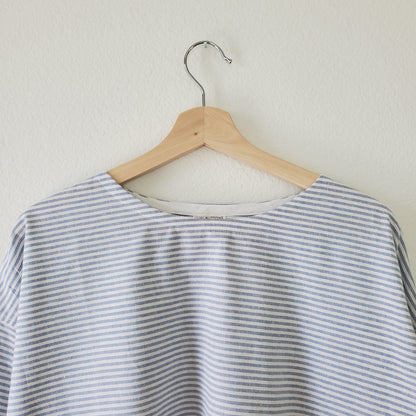 AKI Boxy long sleeve top Blue Stripes Thin - Size Small
