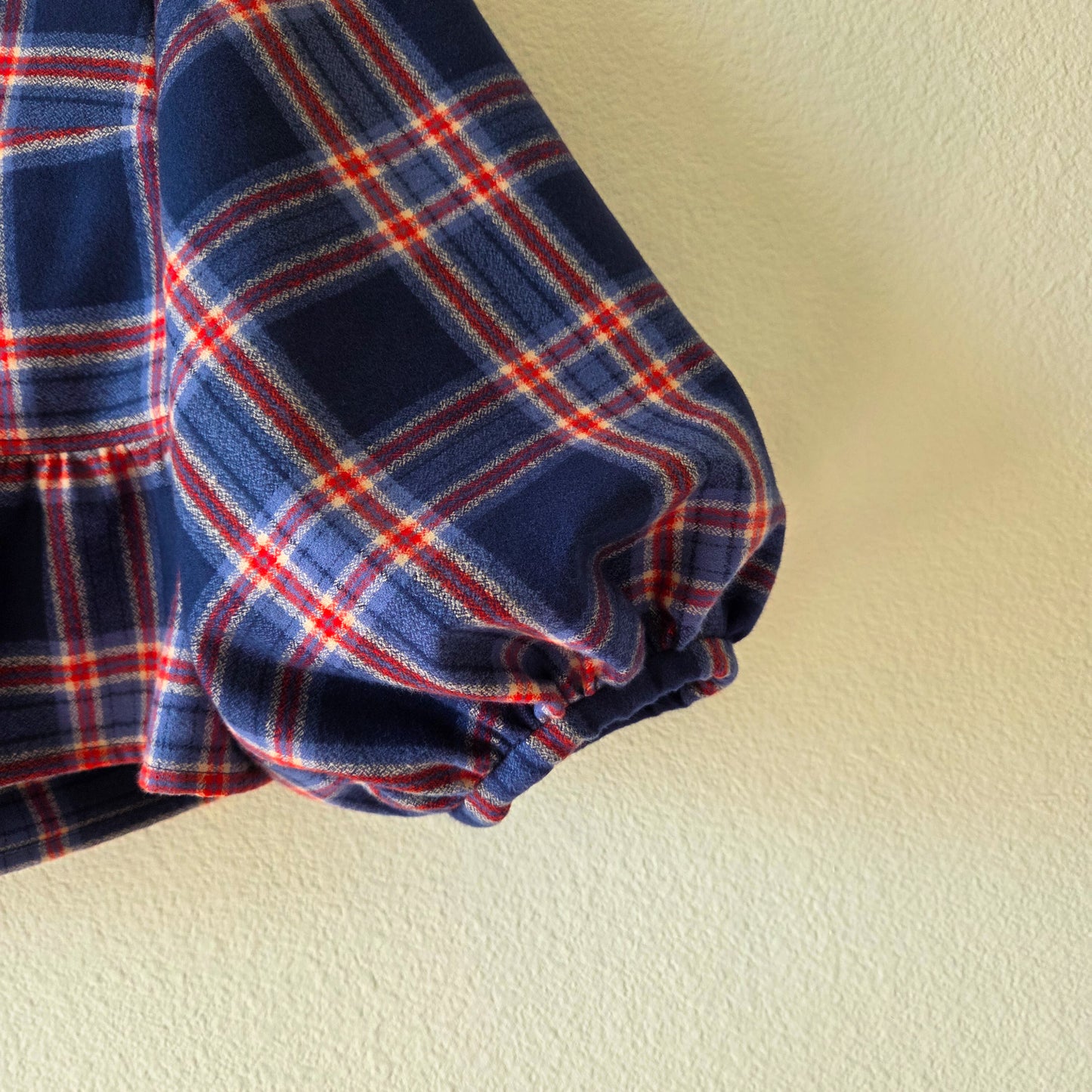 AMÉLIE Bubble Peplum Top - Flannel Navy Red